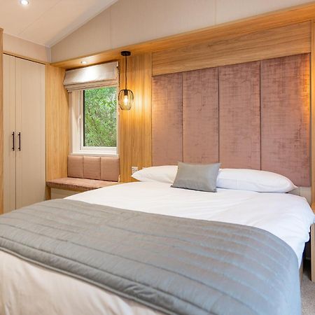 Percy Wood Country Park Hotel Swarland Room photo